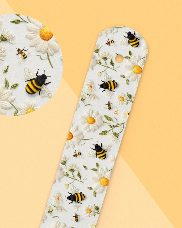 PupOn mit Bienen und Blumenmuster